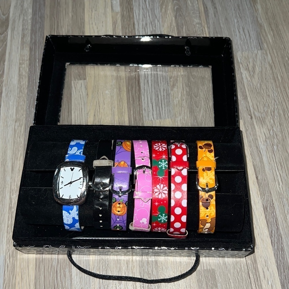 DISNEY parks Mickey Mouse themed watch with changeable bands